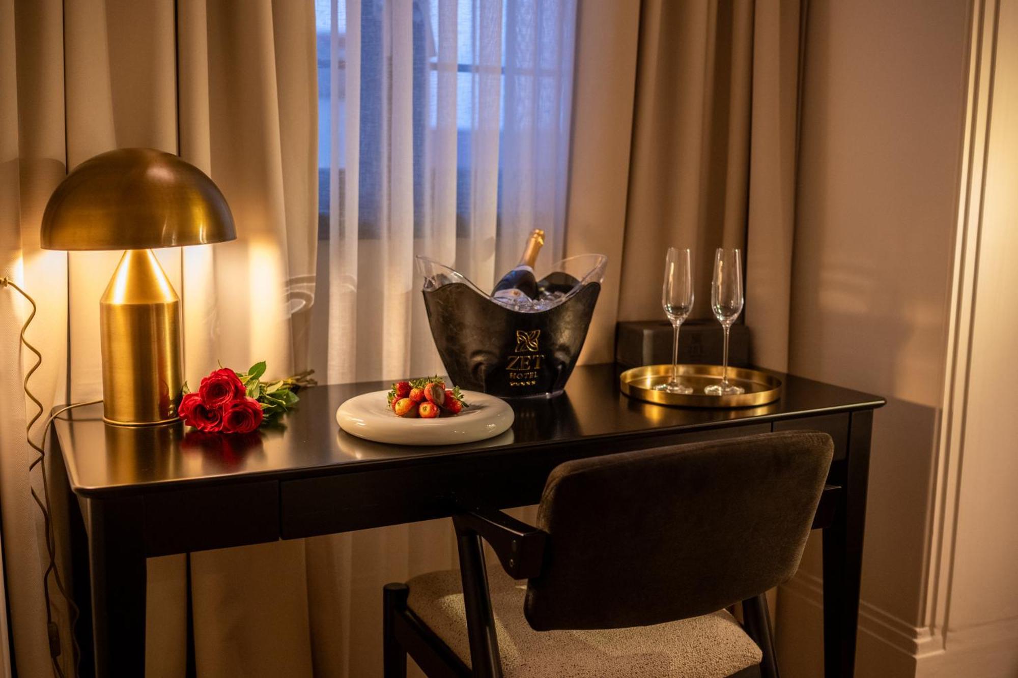 Zet Hotel Temeşvar Dış mekan fotoğraf